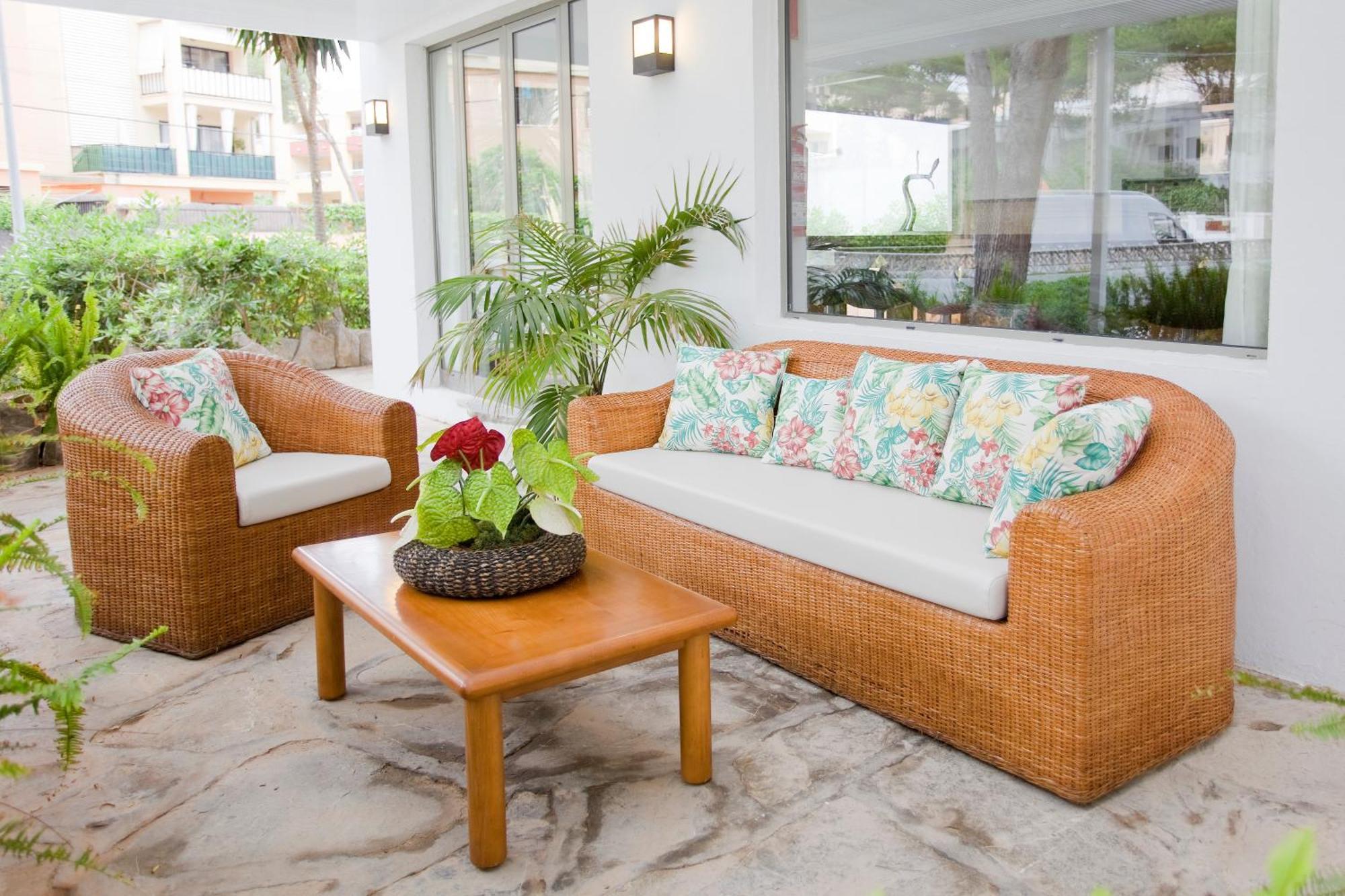 Hotell Petit Garden By Flacalco